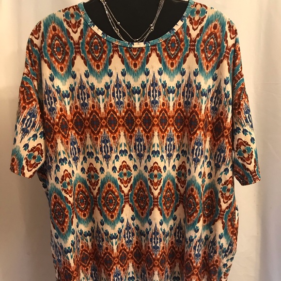 LulaRoe Patterned Top - Picture 3 of 6